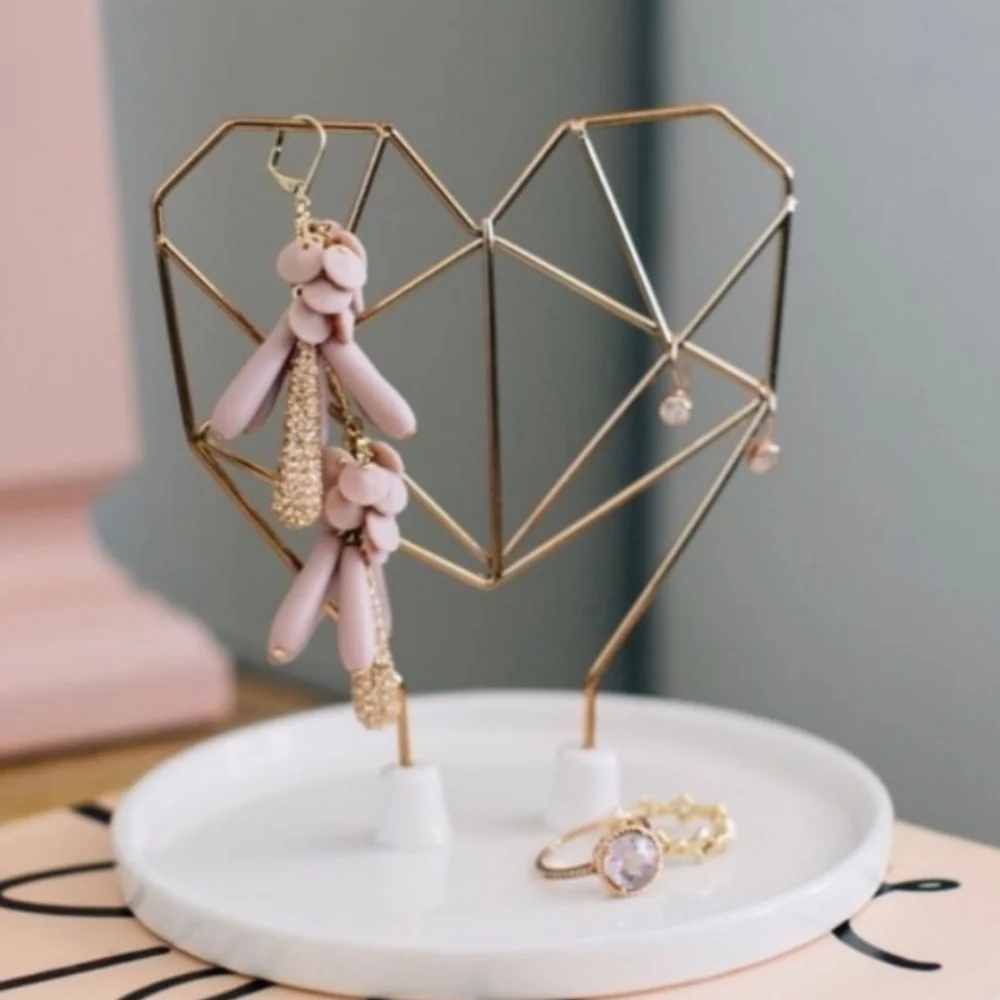 IMM Living Coxet Wire Heart Ceramic & Rose Gold Jewelry Holder Stand Organizer